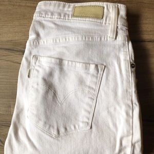 High-Waisted Levi’s white Denim
